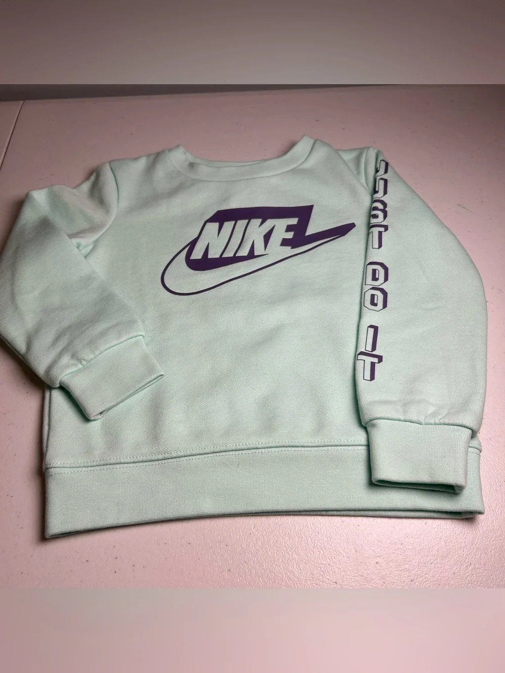 Nike girl’s sweatsuit
